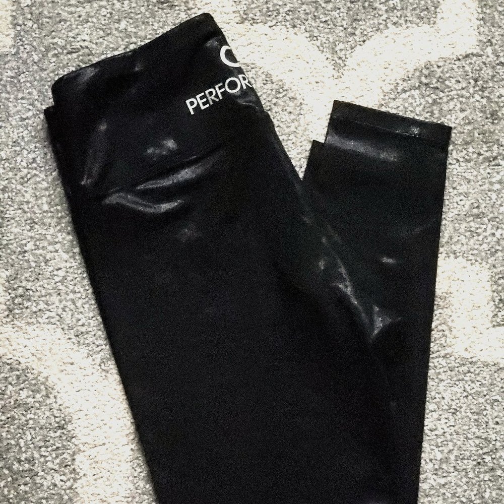 Calvin Klein - High Rise Metallic Performance Leggings - Picture 3 of 6